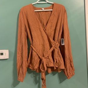 Old Navy burnt orange wrap top